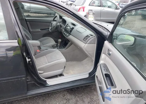 2005 Toyota Camry Std from USA, damaged, VIN 4T1BE32K55U632921